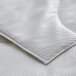 Fogarty Light & Lofty Waffle 4.5 Tog Summer Duvet 12 Fogarty Light & Lofty Waffle 4.5 Tog Summer Duvet -furn Sale Store 1000109804 alt03