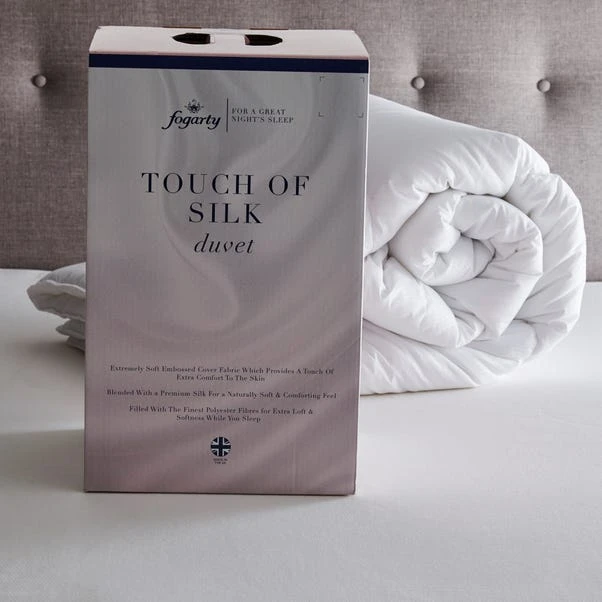 Fogarty Touch Of Silk 7.5 Tog Duvet 5 Fogarty Touch Of Silk 7.5 Tog Duvet - Image 3