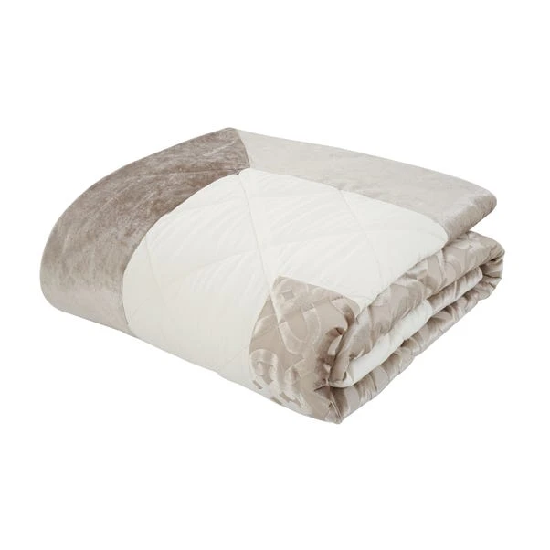 Catherine Lansfield Natural Lattice Cut Velvet Bedspread 5 Catherine Lansfield Natural Lattice Cut Velvet Bedspread - Image 3