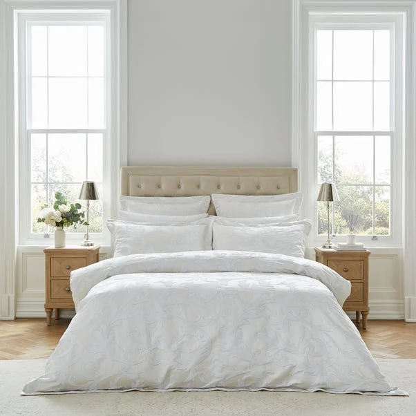 Dorma Acanthus Jacquard Duvet Cover 8 Dorma Acanthus Jacquard Duvet Cover - Image 6