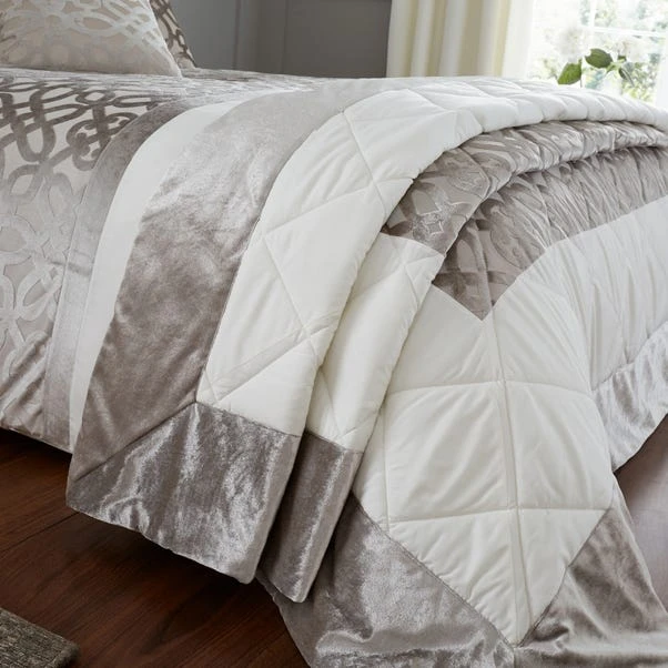 Catherine Lansfield Natural Lattice Cut Velvet Bedspread 3 Catherine Lansfield Natural Lattice Cut Velvet Bedspread