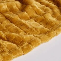 Embossed 130cm X 180cm Throw 11 Embossed 130cm X 180cm Throw -furn Sale Store 30765403 alt04