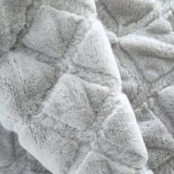 Catherine Lansfield Cosy Diamond 130cm X 170cm Throw -furn Sale Store 30812045 alt02