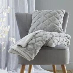 Catherine Lansfield Cosy Diamond 130cm X 170cm Throw -furn Sale Store 30812045 alt03