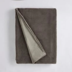 Lenon Faux Fur Throw, Grey 130cm X 170cm 11 Lenon Faux Fur Throw, Grey 130cm X 170cm -furn Sale Store 30825796 alt04