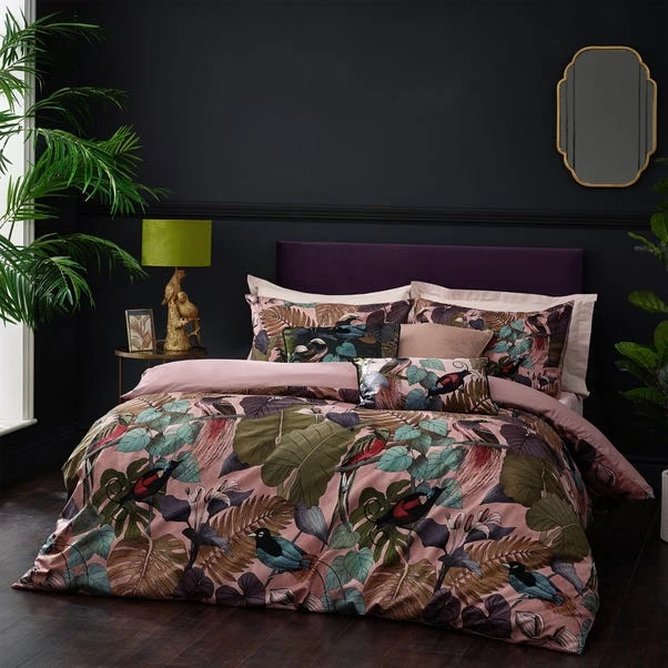 Wylder Moriyo Velvet Duvet Cover & Pillowcase Set, Blush 7 Wylder Moriyo Velvet Duvet Cover & Pillowcase Set, Blush - Image 5