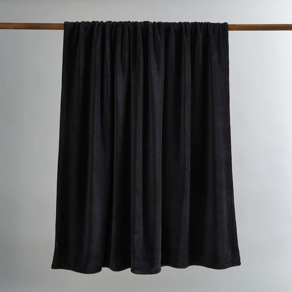 Soft Fleece Recycled Throw, 130x170cm 10 Soft Fleece Recycled Throw, 130x170cm - Image 8