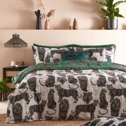 Furn. Wildcat Duvet Cover And Pillowcase Set Jungle Green 28 Furn. Wildcat Duvet Cover And Pillowcase Set Jungle Green -furn Sale Store 30877035 alt01