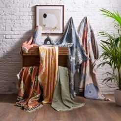 Bee Jacquard Woven Throw 155x170 -furn Sale Store 30885996 alt06