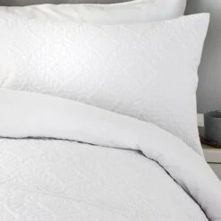 Serene Gianna White Duvet Cover And Pillowcase Set 15 Serene Gianna White Duvet Cover And Pillowcase Set -furn Sale Store 30888744 alt01