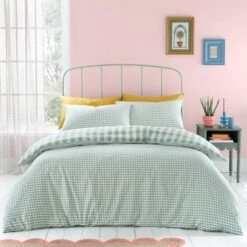 Catherine Lansfield Seersucker Gingham Check Duvet Cover & Pillowcase Set -furn Sale Store 30892714 alt01