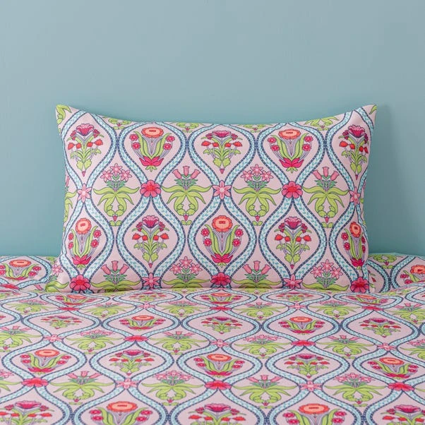 Tulip Bouquet Duvet Cover & Pillowcase Set 7 Tulip Bouquet Duvet Cover & Pillowcase Set - Image 5