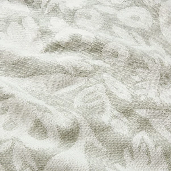 Antonia Jacquard Throw 130cm X 180cm 5 Antonia Jacquard Throw 130cm X 180cm - Image 3