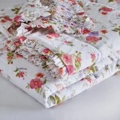 Dorma Modern Ditsy Bedspread -furn Sale Store 30900450 alt01