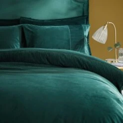 Liliana Pleated Luxury Velvet Duvet Cover And Pillowcase Set -furn Sale Store 30901217 alt05