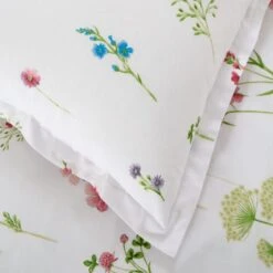 Moxley Meadows Red Oxford Pillowcase -furn Sale Store 30902513 alt04