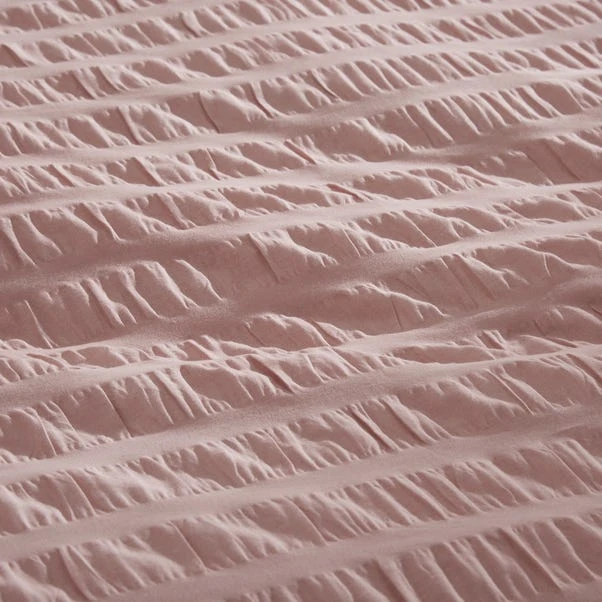 Aria Seersucker Duvet Cover And Pillowcase Set 5 Aria Seersucker Duvet Cover And Pillowcase Set - Image 3