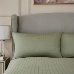 Hotel 200 Thread Count Check Duvet Cover & Pillowcase Set -furn Sale Store 30921130 alt01