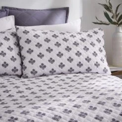 Ashwin Floral Blockprint Duvet Cover And Pillowcase Set 33 Ashwin Floral Blockprint Duvet Cover And Pillowcase Set -furn Sale Store 30928342 alt01