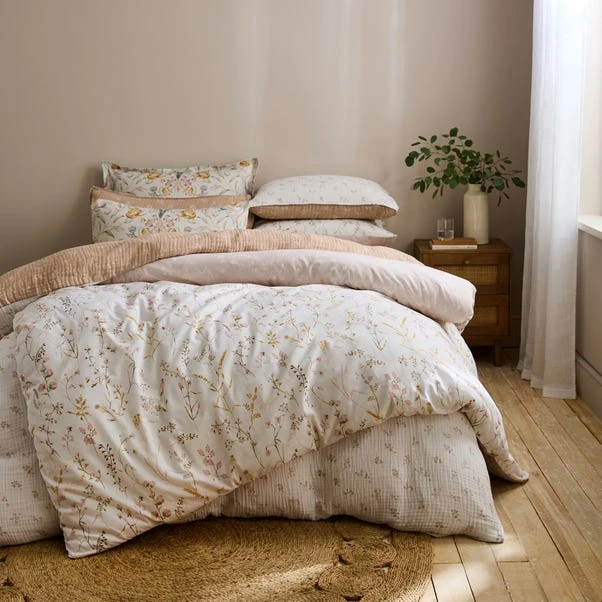 Cotton Muslin Sprig Floral Duvet Cover & Pillowcase Set 18 Cotton Muslin Sprig Floral Duvet Cover & Pillowcase Set - Image 16