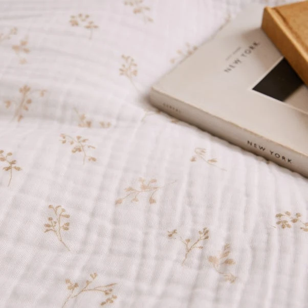 Cotton Muslin Sprig Floral Duvet Cover & Pillowcase Set 6 Cotton Muslin Sprig Floral Duvet Cover & Pillowcase Set - Image 4