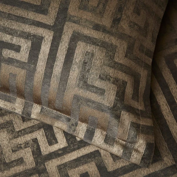 Hotel Tris Greek Key Gold Oxford Pillowcase 6 Hotel Tris Greek Key Gold Oxford Pillowcase - Image 4