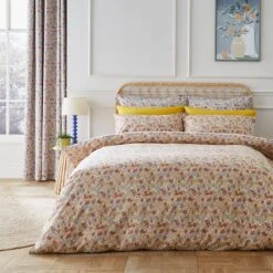 Hannah Retro Ditsy 100% Cotton Duvet Cover And Pillowcase Set 24 Hannah Retro Ditsy 100% Cotton Duvet Cover And Pillowcase Set -furn Sale Store 30930156 alt02