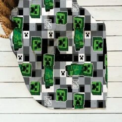 Minecraft Scribble Fleece Blanket 10 Minecraft Scribble Fleece Blanket -furn Sale Store 30931055 alt03