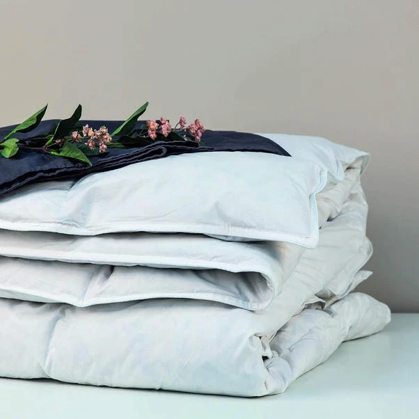 Snuggledown Hotel Goose Feather And Down 10.5 Tog Duvet 3 Snuggledown Hotel Goose Feather And Down 10.5 Tog Duvet