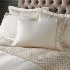 Catherine Lansfield Deco Sequin Duvet Cover And Pillowcase Set -furn Sale Store 30962899 alt01