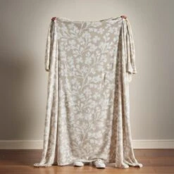 Catherine Lansfield Brooke Floral Fleece Throw 200cm X 240cm -furn Sale Store 30976423 alt02