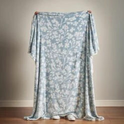 Catherine Lansfield Brooke Floral Fleece Throw 200cm X 240cm -furn Sale Store 30976433 alt02