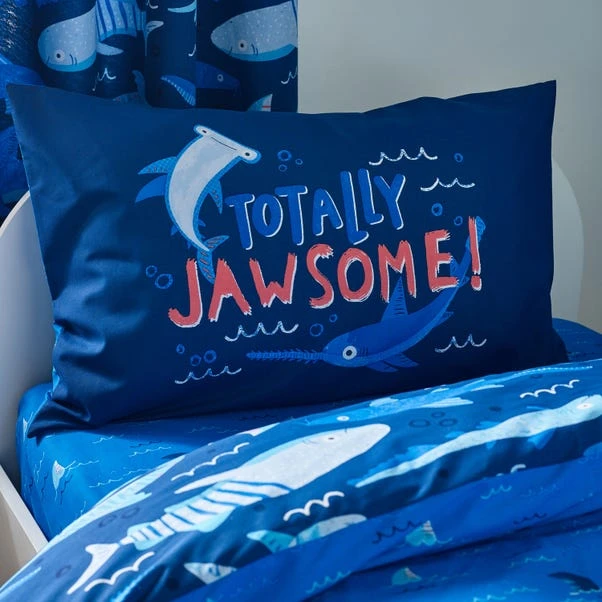 Catherine Lansfield Jawsome Shark Polycotton Duvet Cover & Pillowcase Set 10 Catherine Lansfield Jawsome Shark Polycotton Duvet Cover & Pillowcase Set - Image 8