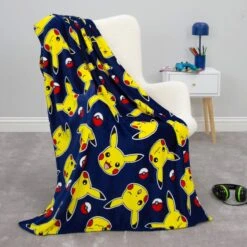 Pokemon Retro Fleece Blanket